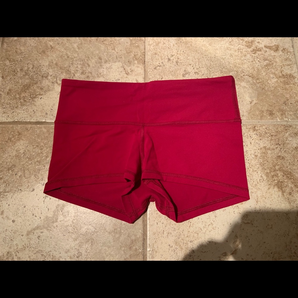 Lululemon Boogie Short size 4
